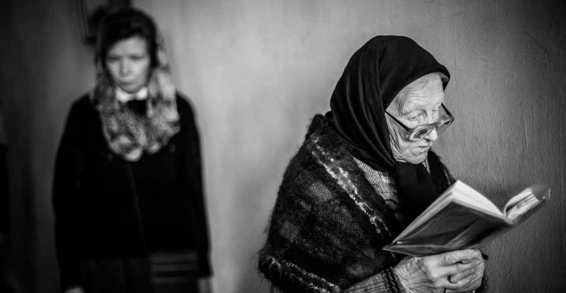 «Бабкам нравится – значит, правильно!» Но что отпугивает от Церкви