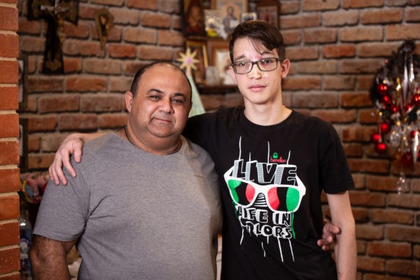 ÐовÑй Ð½Ð¾Ñ ÐÐ»ÐµÐ³Ñ Ð²ÑÑаÑÑили на ÑÑке. Ðак ÑемÑÑ, индийÑкие вÑаÑи и незнакомÑе лÑди помогли победиÑÑ ÑедкÑÑ Ð¾Ð¿ÑÑ
олÑ