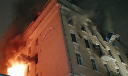 Семь человек погибли при пожаре в центре Москвы