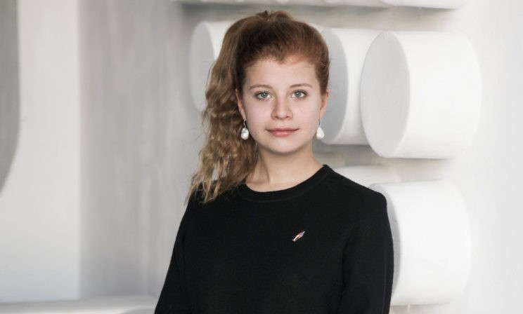 «Я была почти уверена, что меня удочерили». Жизнь ребенка с дислексией – это постоянное ощущение стигмы