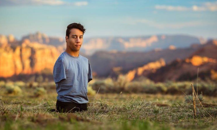 «Похоже, с тобой Бог совершил ошибку» – сказал одноклассник. Почему парень без рук и ног не мечтает о протезах