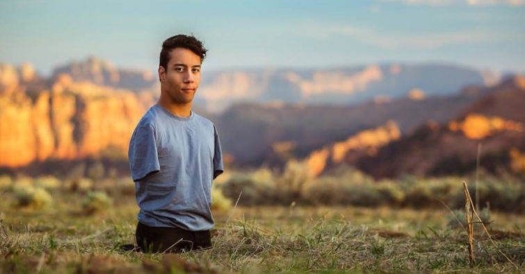 «Похоже, с тобой Бог совершил ошибку» сказал