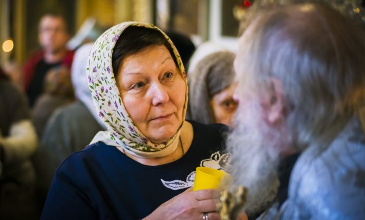 «Вы мне вчера благословили помидоры сажать, а ночью – мороз!» Гороскоп для епископа