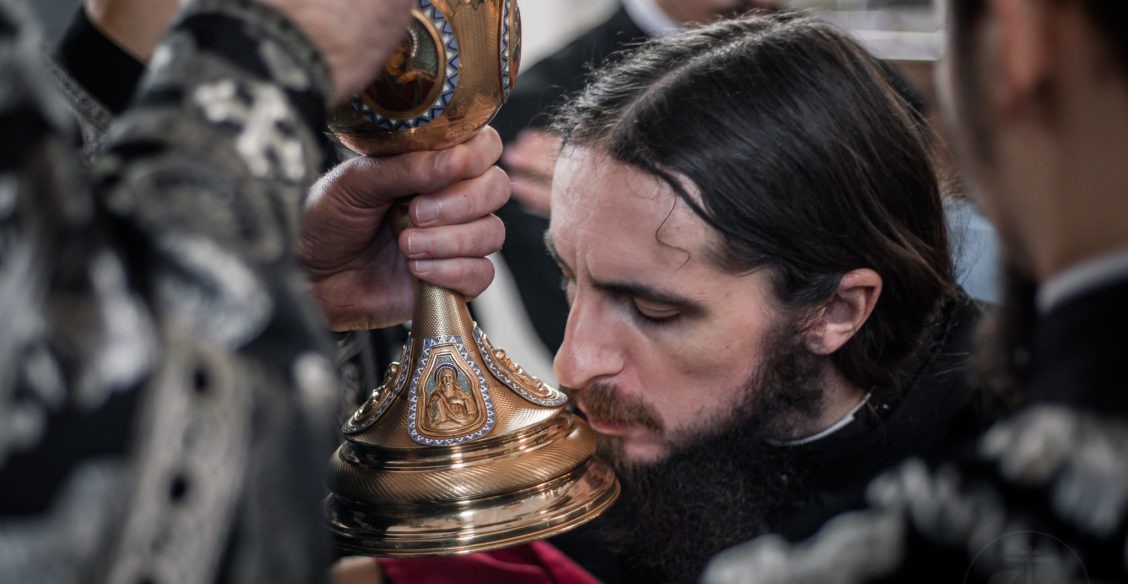 «Иду причащаться – и что мне это дает?» Правда ли, что мы годами не меняемся