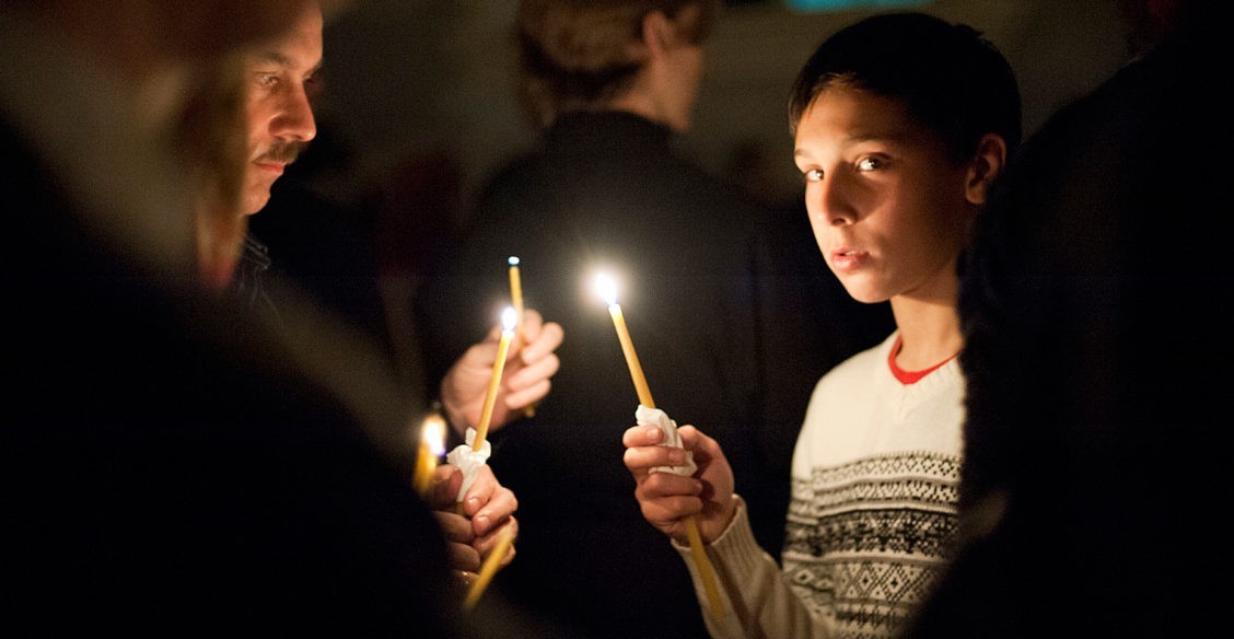 «Прочитаешь “Отче наш” – пущу». Что еще сказал людям на Пасху вежливый милиционер