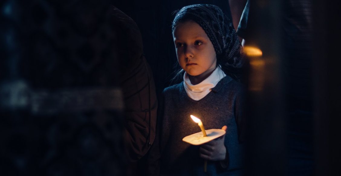 «Не бойтесь сказать слово «смерть». Как говорить с детьми о Страстной Пятнице