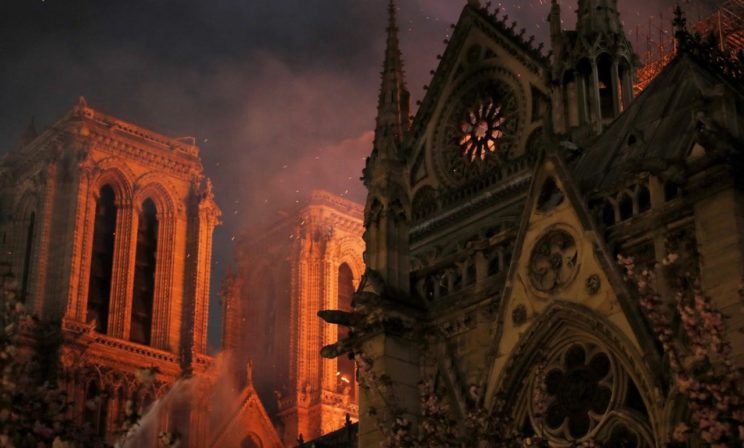 Нотр-Дам - красота из иного мира