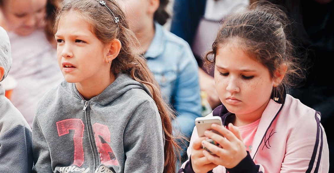 Огни, бесконечная пицца и сто гироскутеров. Почему ребенку постоянно скучно