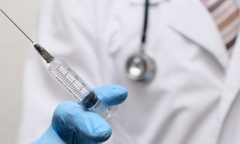 Минздрав введет ответственность за публичные призывы к отказу от прививок