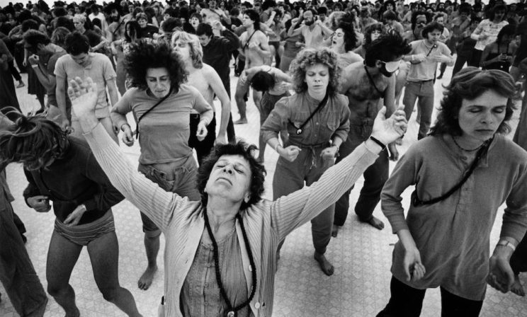 «Изменить судьбу», «добиться успеха». Идут на тренинги, а попадают в психиатрический стационар