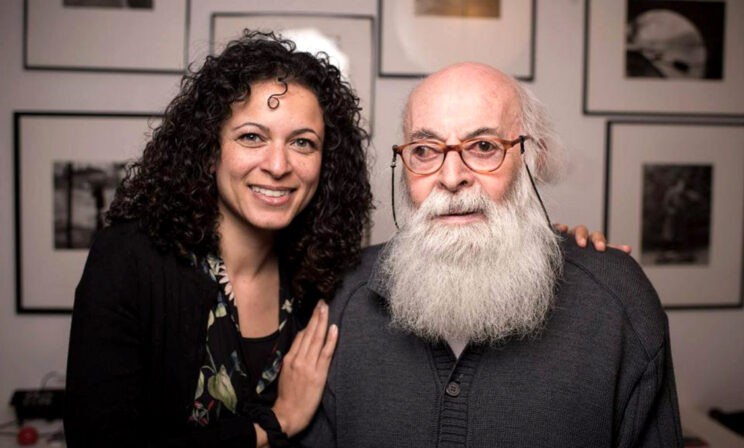 «Если он один час поспит — 30 человек умрут». Как мой отец спасал жизни во время Второй мировой войны