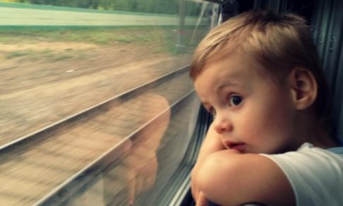 В российских поездах начнут тестировать "детские купе"