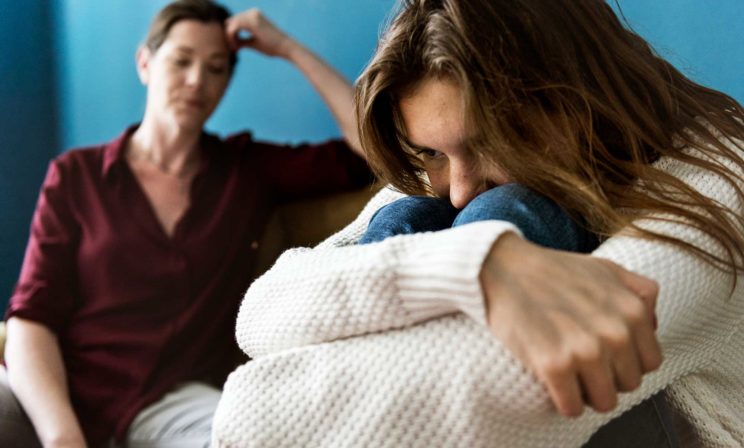 «Во всем виноваты родители». Почему так говорят те, кому за 30