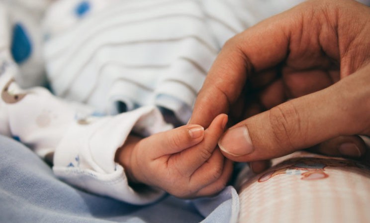 Что будут чувствовать родители, если выберут для ребенка жизнь в страданиях? Но какое право у них должно быть