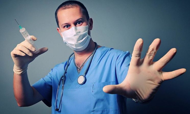 «Напугали диагнозом, сделали 8 уколов и развели на кредит». Бесплатная процедура может сделать вас жертвой врачей-мошенников