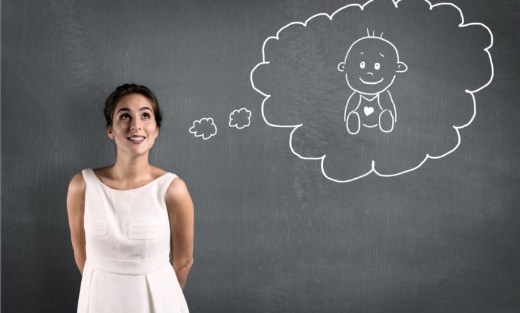 “Ребенок рождается и вся предыдущая жизнь летит в дыру”. Почему к материнству подготовиться невозможно