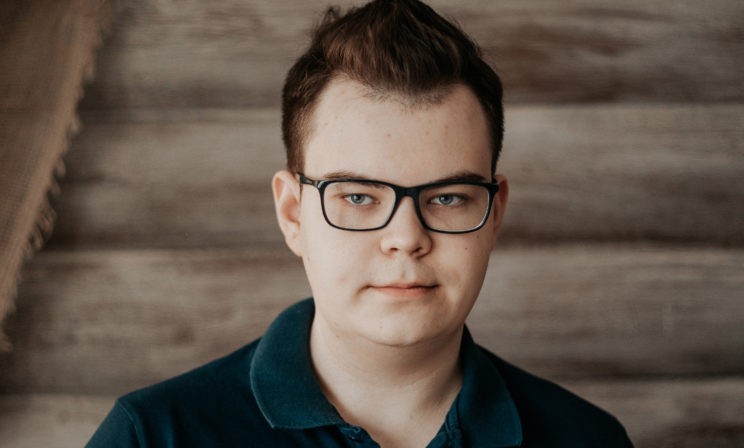 Слова доктора на третьи сутки после рождения: «У ребенка онкология». И вот уже 18 лет борьбы за ногу