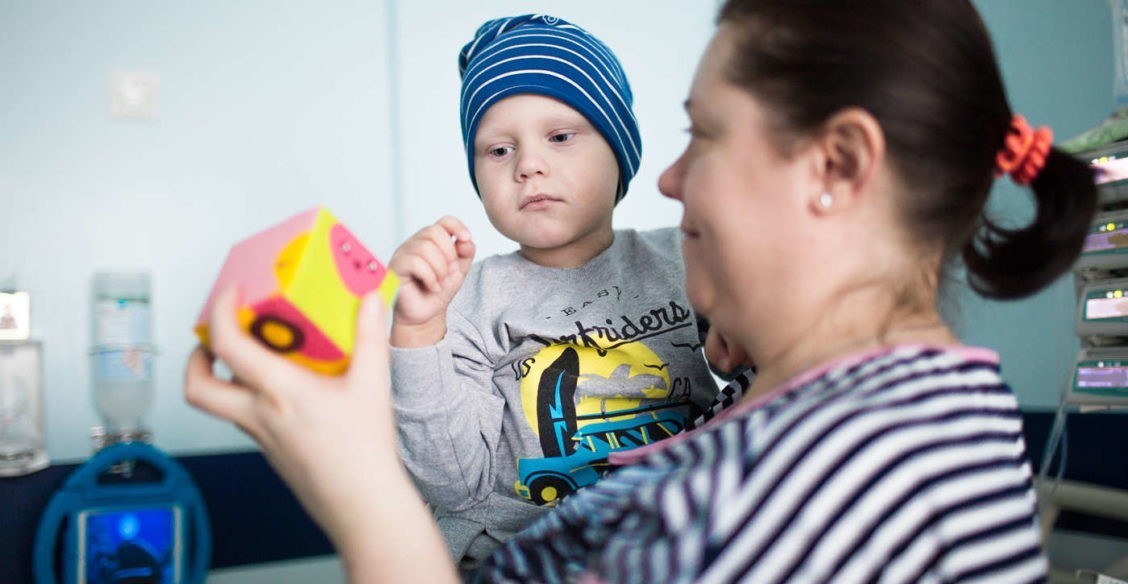 «Думайте, прежде чем делать детей – тогда не нужно будет МРТ». Чем поможет письмо президенту в лечении ребенка