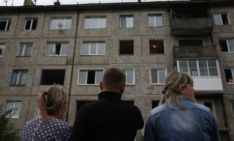 Пятиэтажка развалилась на две части. Какие еще страшные сюрпризы могут обнаружиться после наводнения