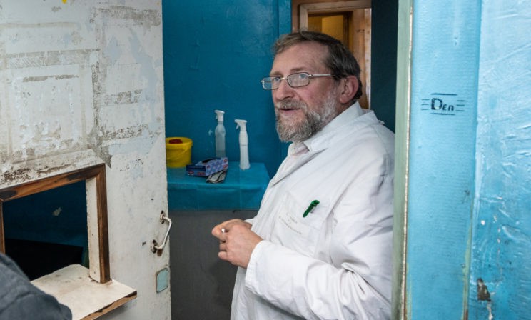 Святой Евгеньич. Как работает врач, которого знает весь уличный Петербург