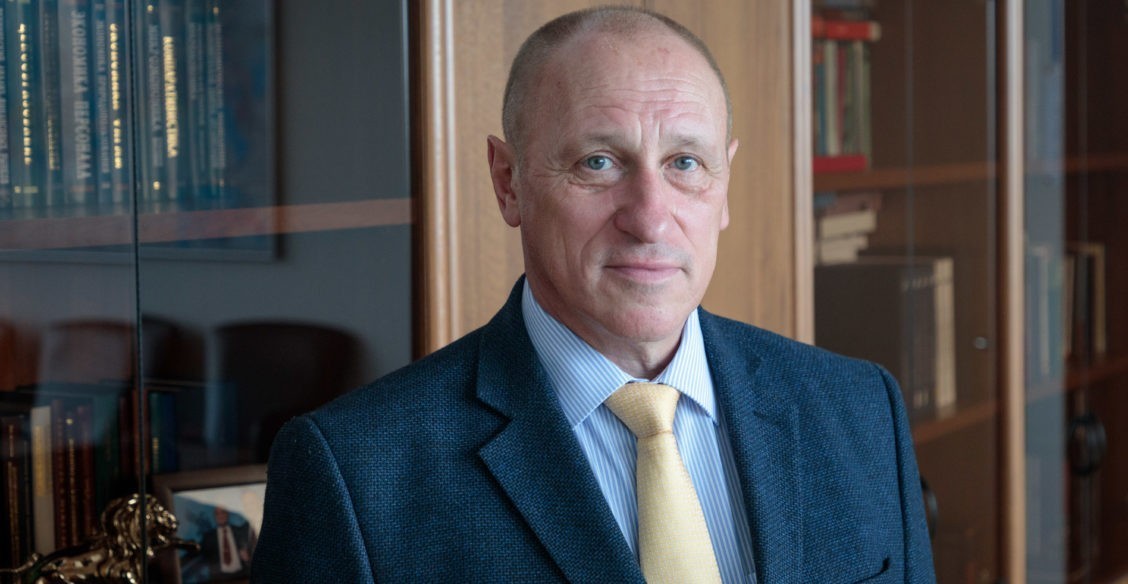 «Русский человек полежал на боку, а потом у него начался аврал». Возможно ли в России экономическое чудо