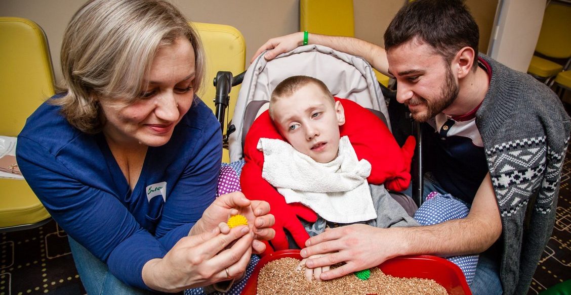 “Раньше таких детей доводили до болевого шока”. Что мы видим в историях с мамами, обвиненными в распространении наркотиков