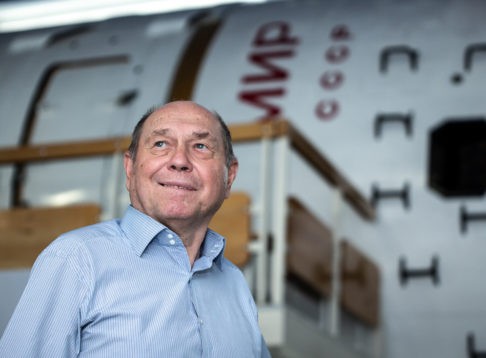 «Мы должны были лететь на “Буране” в космос». Последний пилот советского ракетоплана – об уникальной работе и жизни после катастрофы