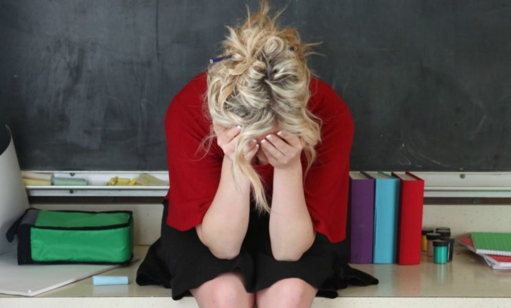 “Только не подумайте, что учитель - человек”. Татьяна Краснова - об этической концепции для педагогов