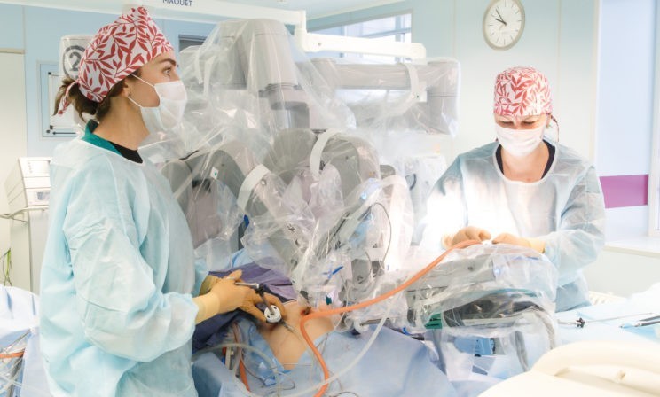 Хирургия в 3D. Как патент советских инженеров оказался в Австралии и захватят ли роботы операционные