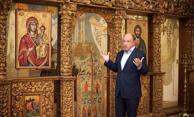 “Он выкупал украденные иконы и возвращал их”. Что ждет Музей русской иконы после гибели основателя