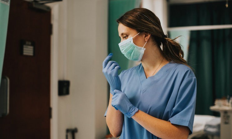 «Если останусь в клинической медицине, кого-нибудь убью». Как живет врач с синдромом Аспергера