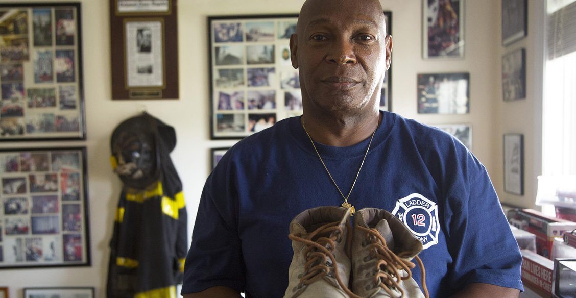 «Мы умираем вновь, когда о нас забывают». Пожарный Кларенс Синглтон — о теракте 11 сентября 2001 года