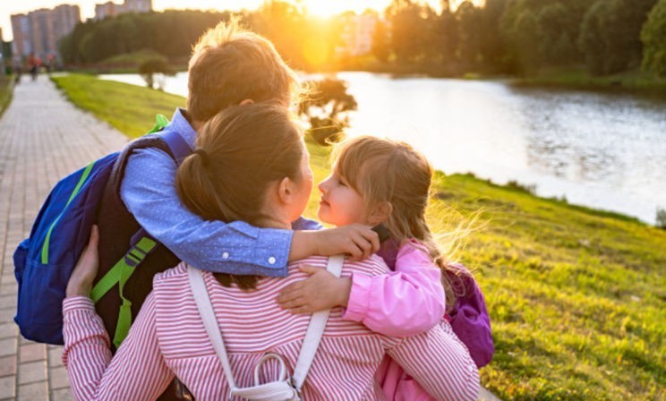 “А вы что - никуда не ходите?” Еще один кружок или вменяемые родители - что бы выбрал ребенок