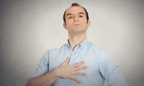 Многие живут со Христом, не понимая умных фраз. А мы любим повесить на груди плакат: “Я - христианин”!