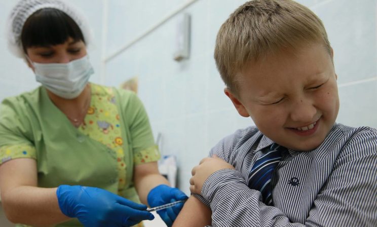 Прививки от гриппа: какие делать, можно ли детям, успеваем ли?