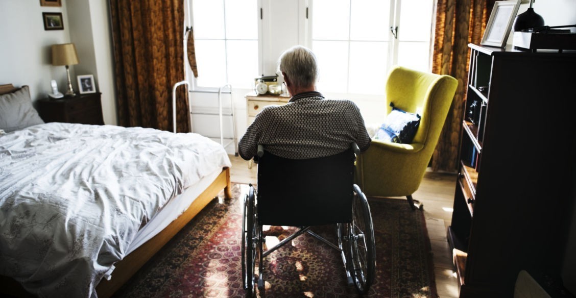 Друзей-врачей у полярника было много. И каждый думал, что он позвонит другому