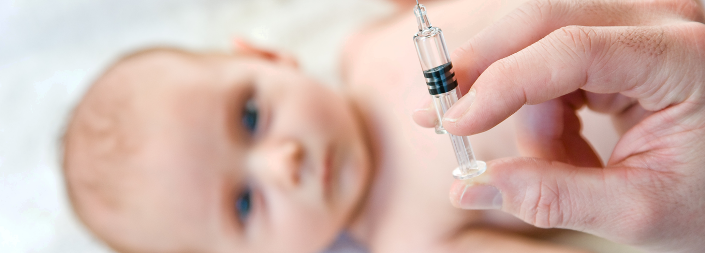 Гепатит в вакцинация новорожденных. Вакцинопрофилактика недоношенных детей. Прививка новорожденному. Прививка БЦЖ новорожденному в роддоме. Вакцинация АКДС.