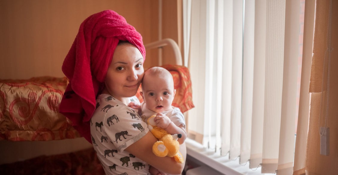 «Нельзя, чтобы ребенок это видел!» Ушла, когда его отец начал бить