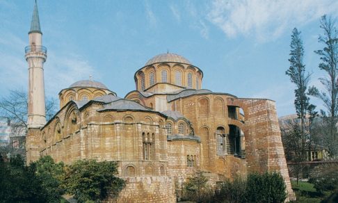 “Во время намаза закроют занавесками”. Под ударом - два главных византийских памятника XIV века в Турции