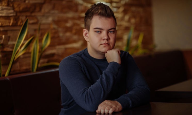 Опухоль разрослась до бедра и «съела» правую ногу. Сможет ли Влад нормально ходить