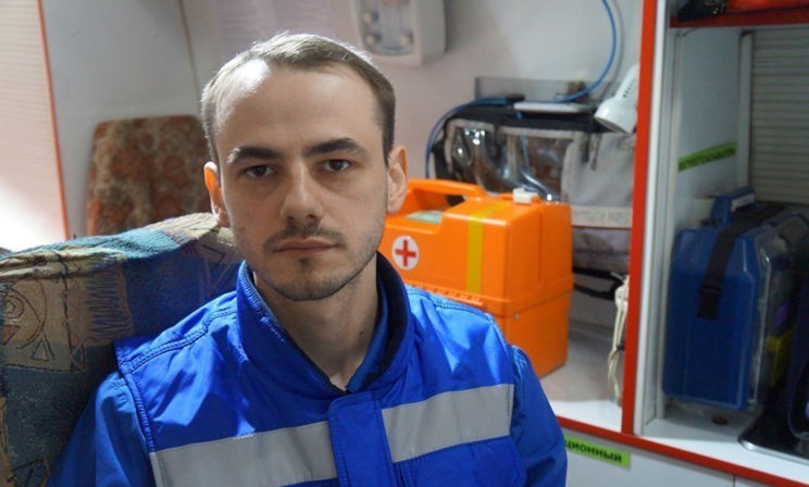 «Укол в сердце сейчас уже не делают». Врач скорой помощи – об успешных реанимациях, чудесах и бахилах