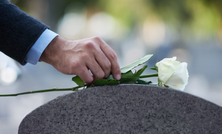 «Кто-то упрекнет: как рано ты все забыл». Как пережить смерть жены и продолжить жизнь