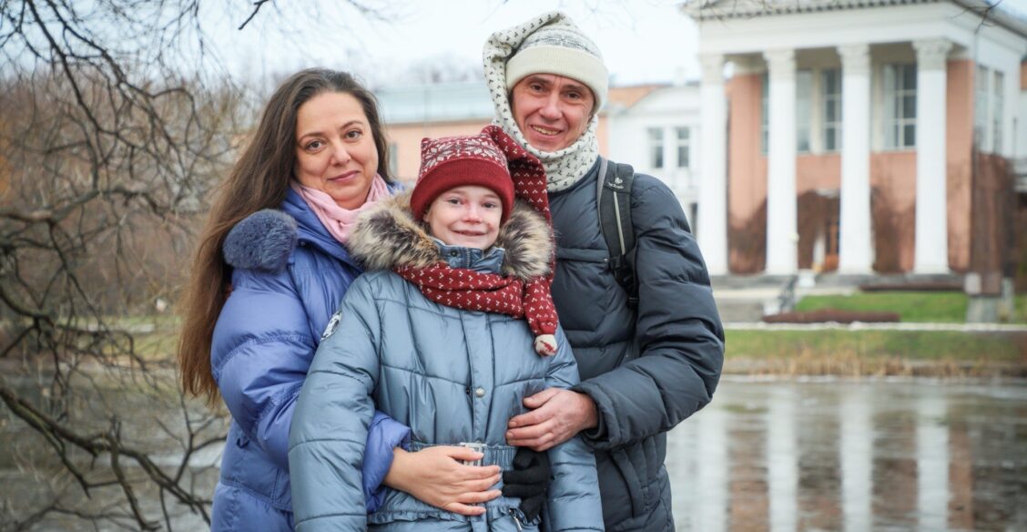 Почти без кожи. Родители девочки-бабочки – о любимой дочери и ежедневной борьбе
