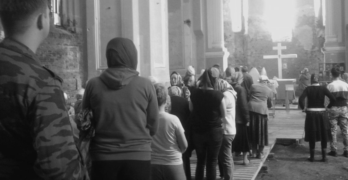 Скелетики золотых рыбок в бешеной реке пустоты. Неуютная святочная история