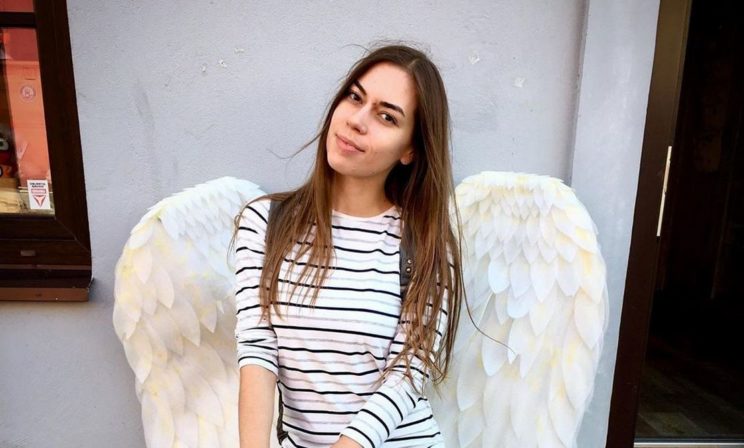 "Любила небо и гордилась своей работой". Что известно о погибших в "Боинге" украинцах