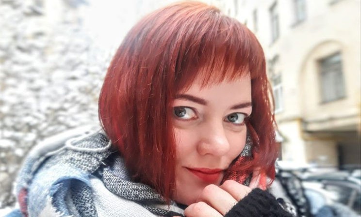 «Врач сообщил о ВИЧ родителям». Разрушение отношений, отказ от лечения, но самое страшное – шушуканья за спиной