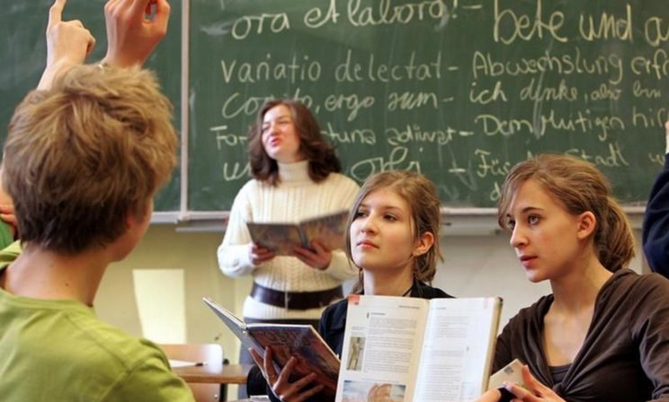 Материк свободы, который никому не принадлежит. Что общего у латыни и Антарктиды