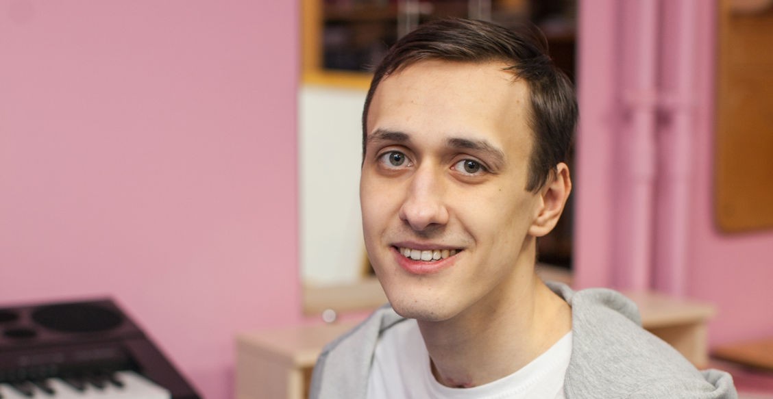 Гулял по заброшке. Как летел вниз, в шахту лифта, не помню