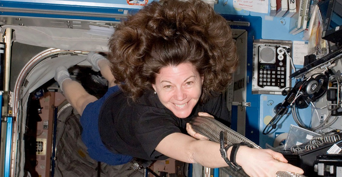 «Грязную одежду мы отправляем в космос». Астронавт — о сне в невесомости и одной шоколадке на всех