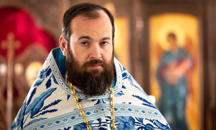 Две трубы, виолончель и скрипка. Как отмечали Рождество сыновья известного священника